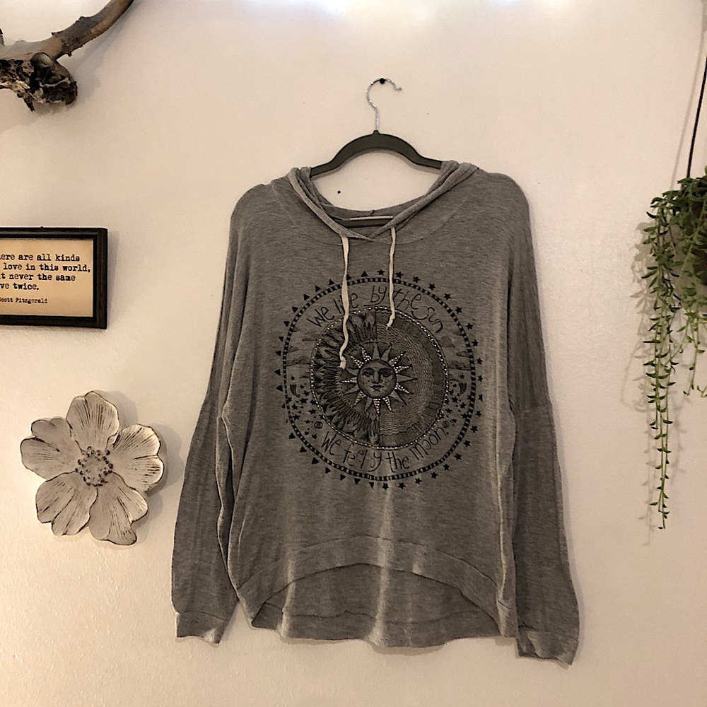 Thin Live By The Sun Pullover